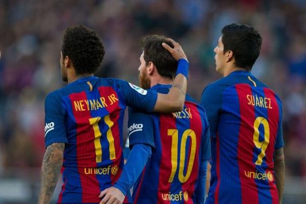 Kepindahan Neymar Junior ke Paris Saint German membuat kekosongan di lini sayap kiri Barcelona