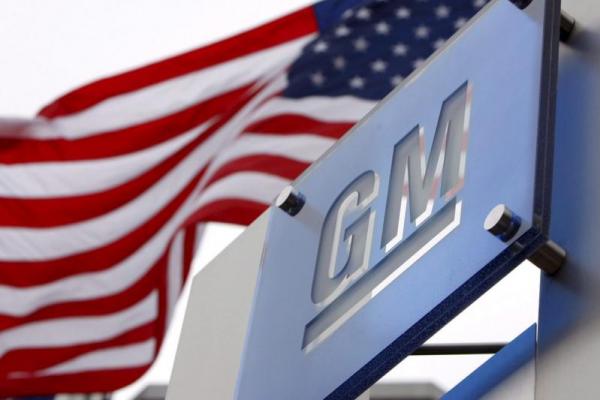 General Motors (GM) Co menarik 800 ribu truk pickup jenis Chevrolet Silverado 1500 dan GMC Sierra 1500 di seluruh dunia.