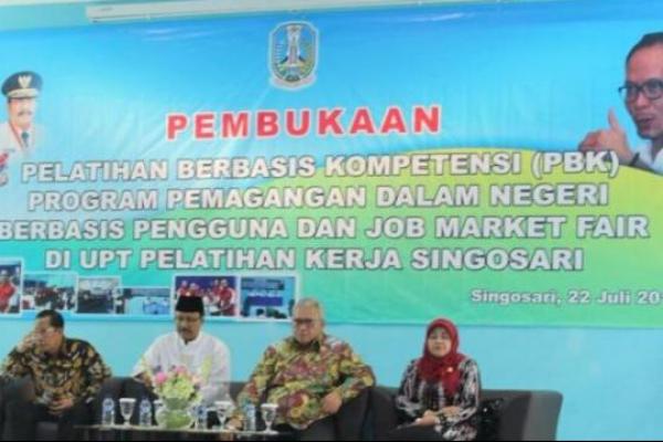 Kompetensi merupakan kata kunci penting di dunia kerja saat ini. Selain berguna untuk meningkatkan daya saing dan produktivitas nasional.