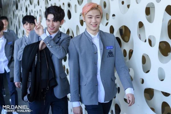 Kang Daniel Wanna One dan Seongwoo baru-baru ini, mendiskusikan masa-masa sulit mereka saat berada di kompetisi Produce 101