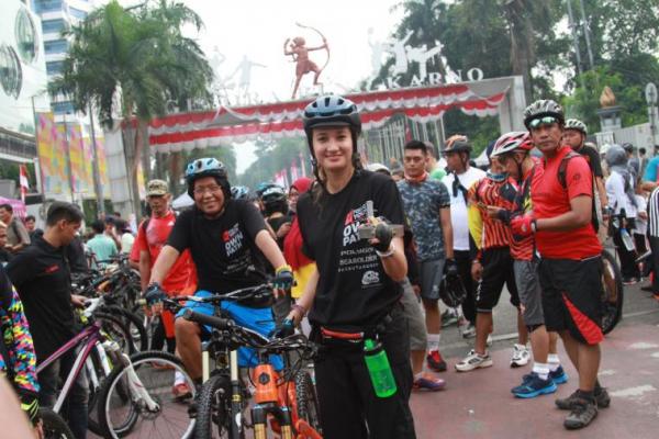 Hal itu sesuai Peraturan Gubernur DKI Jakarta Nomor 12 Tahun 2016 tentang Pelaksanaan Hari Bebas Kendaraan Bermotor.
