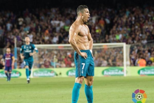 Pemain bintang Real Madrid, Cristiano Ronaldo merasa kecewa atas hukuman yang diberikan kepadanya 