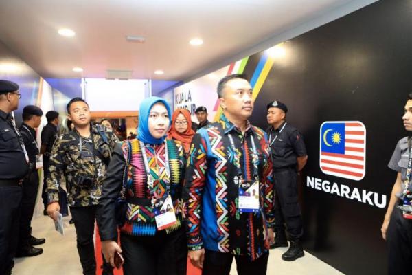 Pemerintah Indonesia akan mengajukan protes kepada Panitia Penyelenggara SEA Games 2017men sehubungan gambar bendera Indonesia terbalik itu.