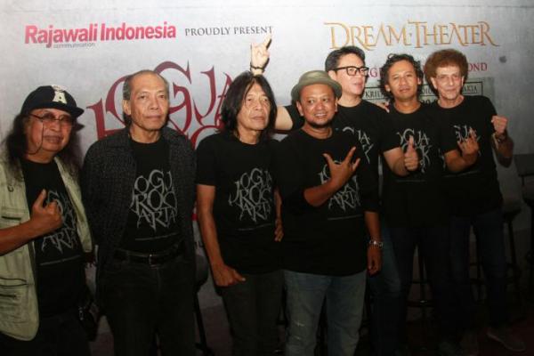 CEO Rajawali Indonesia Communication Anas Syahrul Alimi berharap kejadian tabrakan antara penyanyi Afgan dan Sarah Brightman di acara Prambanan Jazz Festival 2017.