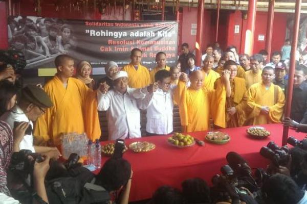 Bikhu Dutavira menegaskan pihaknya berbeda pandangan dengan pemeluk agama budha yang terlibat kekerasan di Myanmar