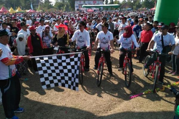 Etape Menoreh ini dihadiri oleh tim Gowes Touring Pesona Nusantara (GTPN) yang akan menuju ke Yogyakarta setelah bermalam di Kulon Progo. 