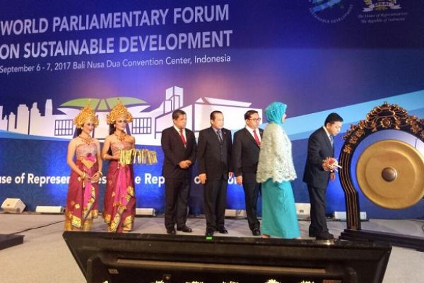 Ketua DPR RI Setya Novanto (Setnov) membuka World Parliamentary Forum on Sustainable Development, di Bali Nusa Dua Convention Center, Rabu (6/9).