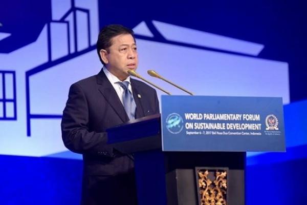 Ketua DPR Setya Novanto (Setnov) meminta agar aparat kepolisian mengusut tuntas penyebab terjadinya ledakan di gudang pengepakan kembang api milik PT Panca Buana Cahaya Sukses, di Kosambi, Tangerang.