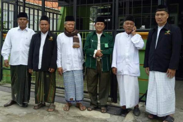 Cak Imin menginstruksikan seluruh kadernya mulai dari menteri hingga tukang sapu di PKB wajib menyisihkan gaji bulanannya untuk Muslim Rohingya