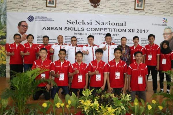 Ratusan pemuda dari penjuru tanah air mengikuti Seleksi Nasional Asean Competition Competitor (ASC) 2017 di Balai Besar Pengembangan Latihan Kerja Bekasi 