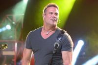 Musisi Troy Gentry Tewas Kecelakaan Helikopter