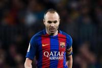 Masa Depan Iniesta Diputuskan Bulan Depan