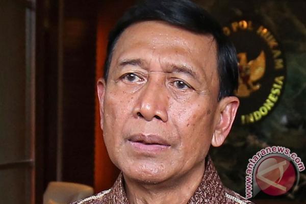 Kata Wiranto, sekarang sedang digodok Polri untuk mengambil bagian dalam penanggulangan dan pemberantasan korupsi di Indonesia.