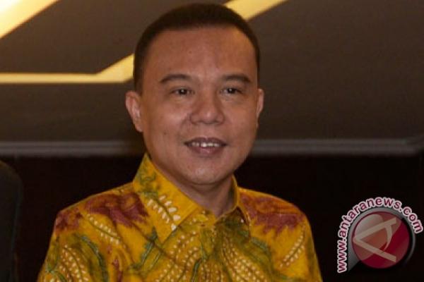 MKD DPR terpaksa membatalkan rapat konsultasi dengan fraksi-fraksi di DPR. Alasannya, karena beberapa fraksi tidak dapat menghadiri rapat internal terkait status hukum Ketua DPR Setya Novanto.