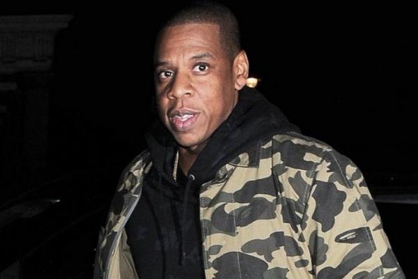 Jay-Z menduduki puncak daftar untuk pertama kalinya dalam karirnya