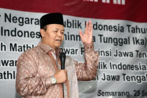 Hidayat menyasmpaikan istilah Tahfid Konstitusi layak diberikan kepada mereka yang hafal isi UUD Negara Republik Indonesia Tahun 1945