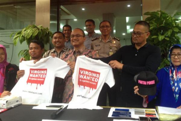 Kasus Lelang Perawan lewat situs nikahsirri.com berpotensi tersangkut pasal pidana perdagangan orang.
