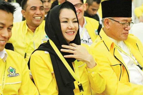 Partai Golkar telah memberikan dukungan terhadap Bupati Kutai Kartanegara Rita Widyasari untuk maju sebagai calon gubernur (Cagub) Kalimantan Timur (Kaltim) pada Pilkada 2018.