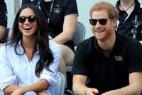 Pangeran Harry dan aktris Meghan Markle Duduk Bareng