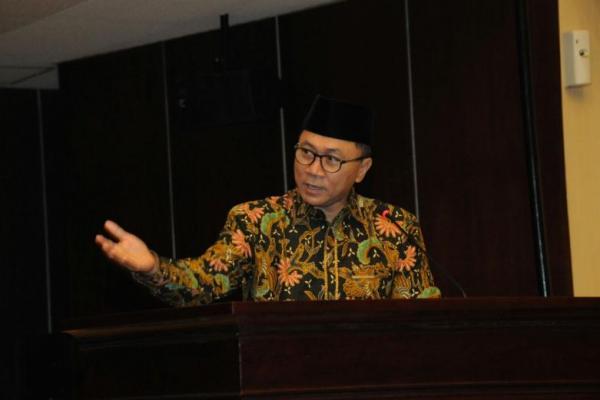 Zulkifli menyampaikan bangsa Indonesia harus menuntaskan tiga agenda besar