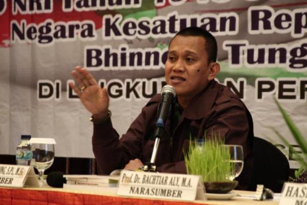 Anggota MPR dari Fraksi PKB Abdul Kadir Karding menilai bangsa Indonesia saat ini sudah menjauh dari musyawarah mufakat