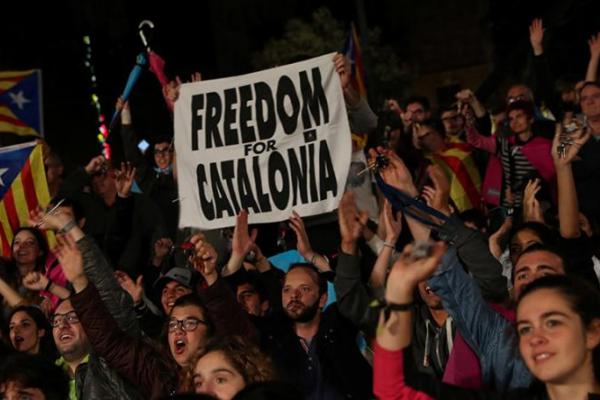 Pengadilan tertinggi Spanyol menjatuhkan hukuman penjara kepada sembilan pemimpin politik Katalan