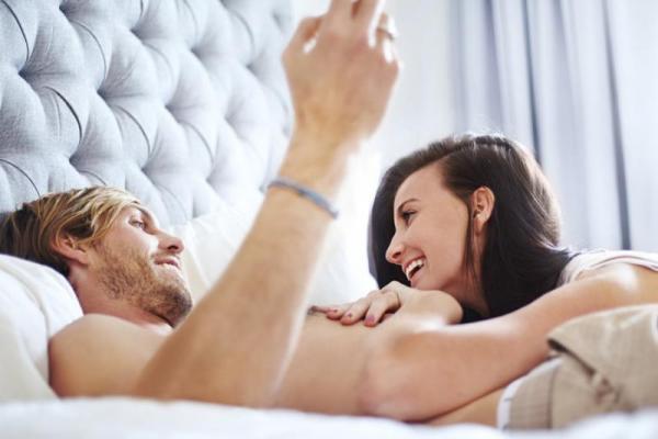 Orgasme bagi wanita dan ejakulasi atau orgasme bagi pria mungkin salah satu kondisi ketika seseorang membiarkan diri mereka untuk benar-benar bersantai.