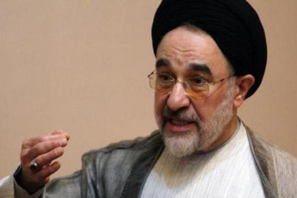 Pihak berwenang Iran secara resmi melarang mantan presiden reformis Mohammad Khatami menghadiri acara publik