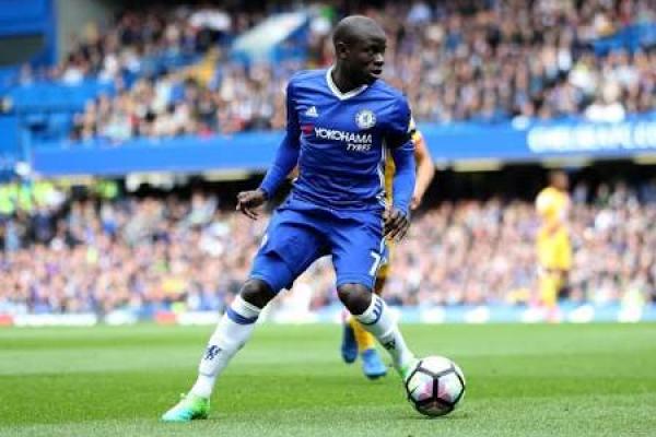 Klub asal Prancis itu dikabarkan tertarik untuk mendaratkan Kante ke Paris dari The Blues