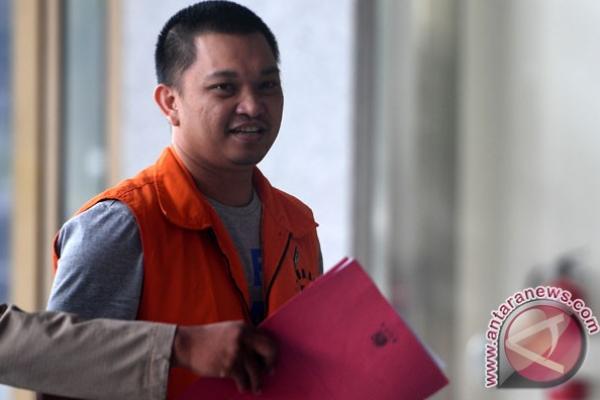 Marlina pada pengadilan tingkat pertama di Pengadilan Tipikor Manado, divonis lima tahun penjara dalam kasus korupsi TPAPD Bolaang.