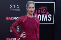 Cegah Kanker, Christina Applegate Angkat Saluran Tuba