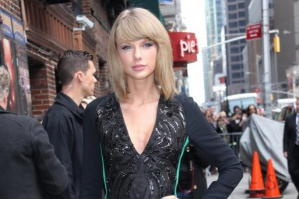 Harga yang dipatok untuk selembar tiket Taylor Swift bikin geleng-geleng kepala.