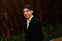 Endi Terkejut Filmnya Laris Manis di Bioskop Indonesia