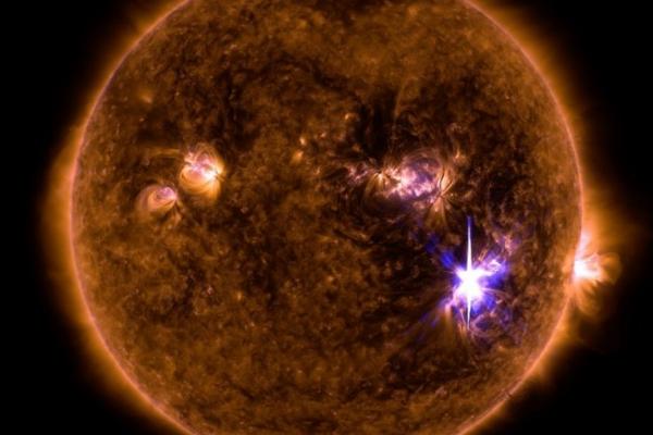 Dalam penelitian tersebut, Avi mengungkapkan semburan Matahari (solar flare) paling ekstrim biasanya terjadi setiap 20 juta tahun sekali.