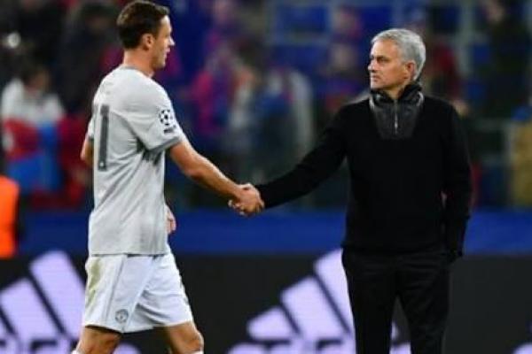 Gelandang Manchester United Nemanja Matic mengundurkan diri dari skuad tim nasional Serbia