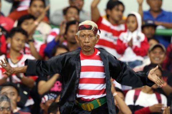 Madura United oleh PSSI dinilai telah melakukan pelanggaran saat pertandingan berlangsung hingga terjadi aksi kekerasan pada wasit asing yang memimpin pertandingan itu.