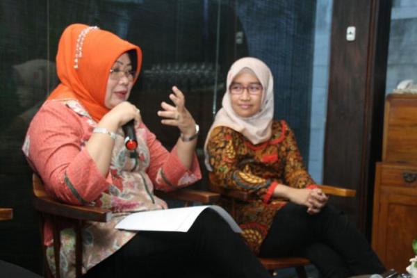  Efektifitas peran media massa dalam menginformasikan program-program MPR sampai ke masyarakat di seluruh wilayah Indonesia sangat terasa.
