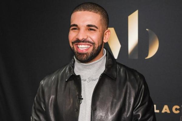 Meski hubungannya belum genap berumur lima bulan, Drake mulai berulah. Apakah Bella cemburu dengan kelakuan Drake kali ini?