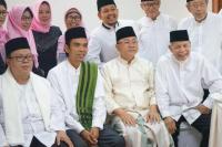 Saat Ketua MPR Nyimak Tabligh Akbar Ustadz Abdul Somad 