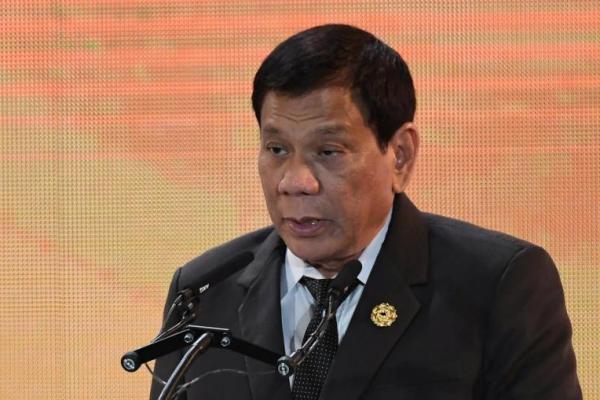 Duterte berjanji, bila dalam pertemuan selanjutnya bertemu dengan Kim, dia akan memberikan selamat