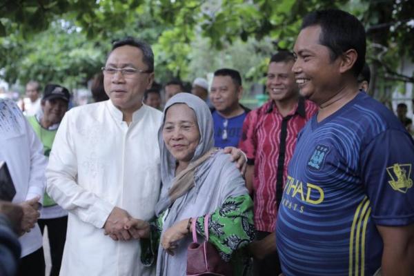 Zulkifli Hasan yang juga Ketua Umum PAN ini menceritakan pengalamannya berkeliling ke berbagai daerah di Tanah Air dan menemukan semangat kepahlawanan pada orang-orang biasa.