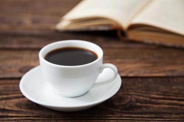 semakin sensitif orang terhadap rasa pahit kafein, semakin banyak kopi yang mereka minum