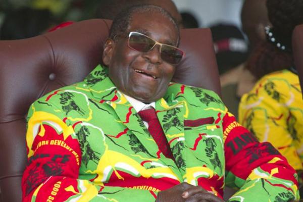 Presiden Afrika Selatan, Jacob Zuma menyatakan, Presiden Zimbabwe Robert Mugabe ditahan di rumahnya. Meski begitu, ia mengatakan bahwa dia baik-baik saja.