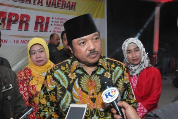 Ketua Badan Sosialisasi Idris menegaskan bahwa MPR akan terus menggali seni budaya yang ada di berbagai daerah di Indonesia, karena seni budaya dapat dijadikan alat pemersatu bangsa