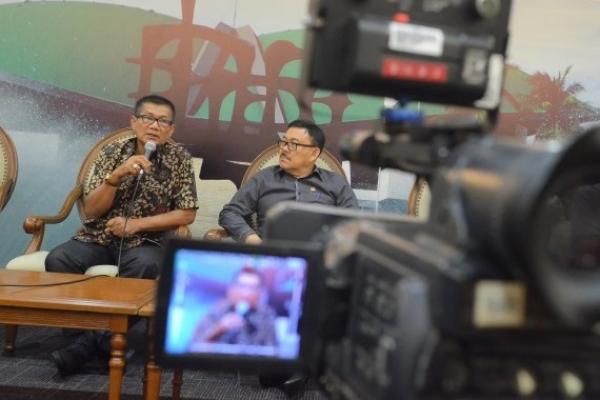 Ketua Pansus Angket KPK DPR RI Agun Gunandjar Sudarsa mengatakan pihaknya akan memanggil KPK dalam masa persidangan II tahun 2017-2018.