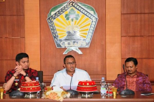 Bendungan Karalloe di Kabupaten Gowa, Sulawesi Selatan segera dibangun setelah mangkrak selama tiga tahun. Bendungan ini segera bisa dimanfaatkan masyarakat Gowa pada 2019.