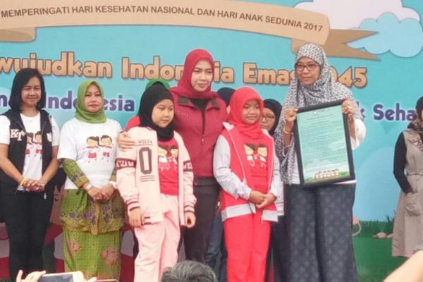 Diprihatinkan semakin maraknya pangan yang tidak layak dikonsumsi oleh anak, namun diberikan sebagai pangan  sehari hari.