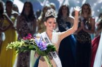 Terpilih Jadi Miss Universe, Ini Pesan Demi Leigh