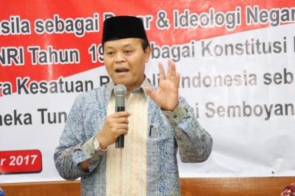 Wakil Ketua MPR Hidayat Nur Wahid mengatakan Sosialisasi Empat Pilar dilakukan agar semakin mengenal dan sayang Indonesia