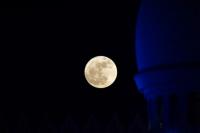 Apa Itu Supermoon? Fenomena Unik Awal Desember di Indonesia